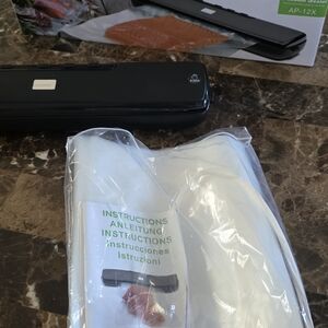 Vacuum Sealer Machine New In Box